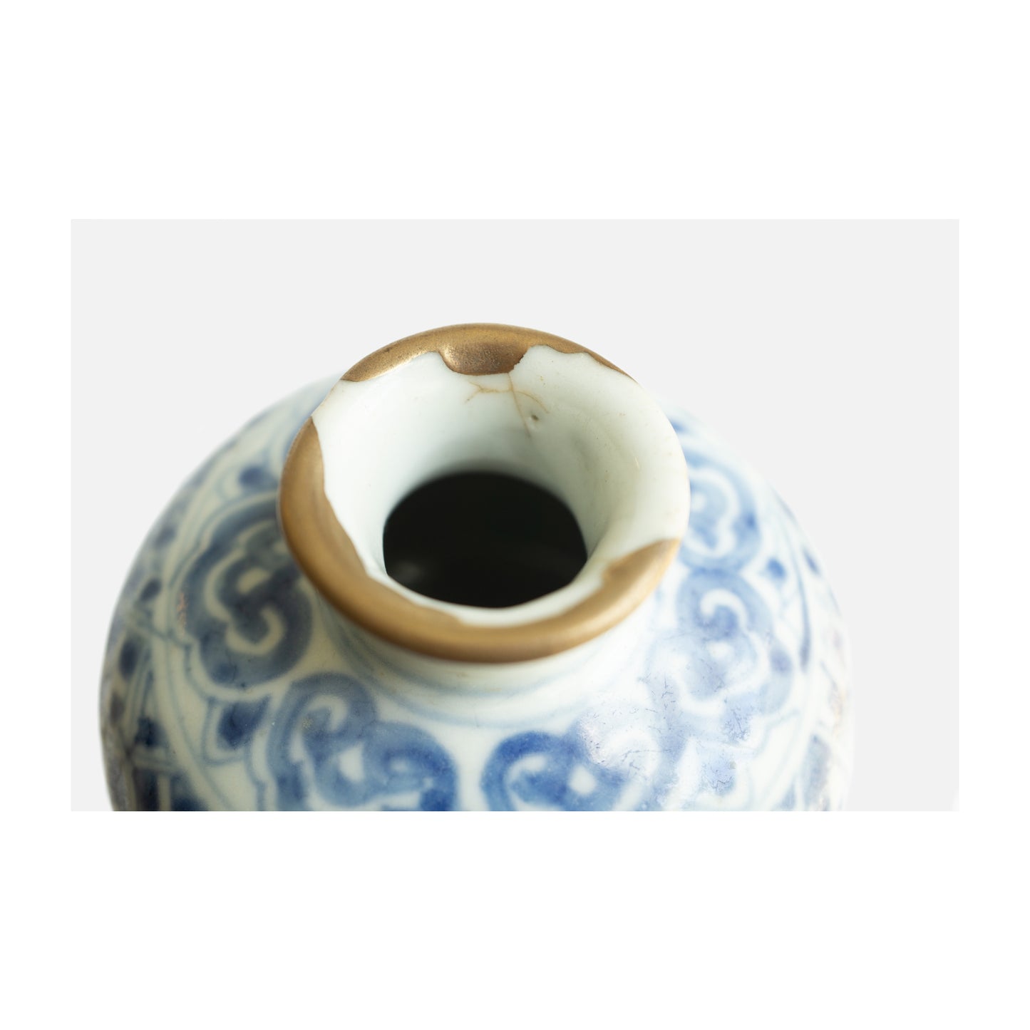 初期伊万里祥瑞文油壺