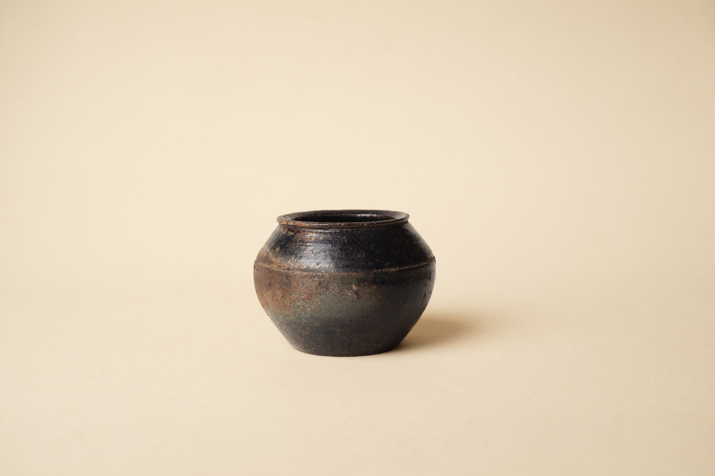 李朝 オンギ（甕器）