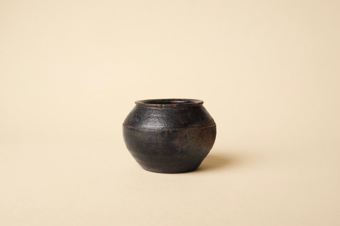 李朝 オンギ（甕器）