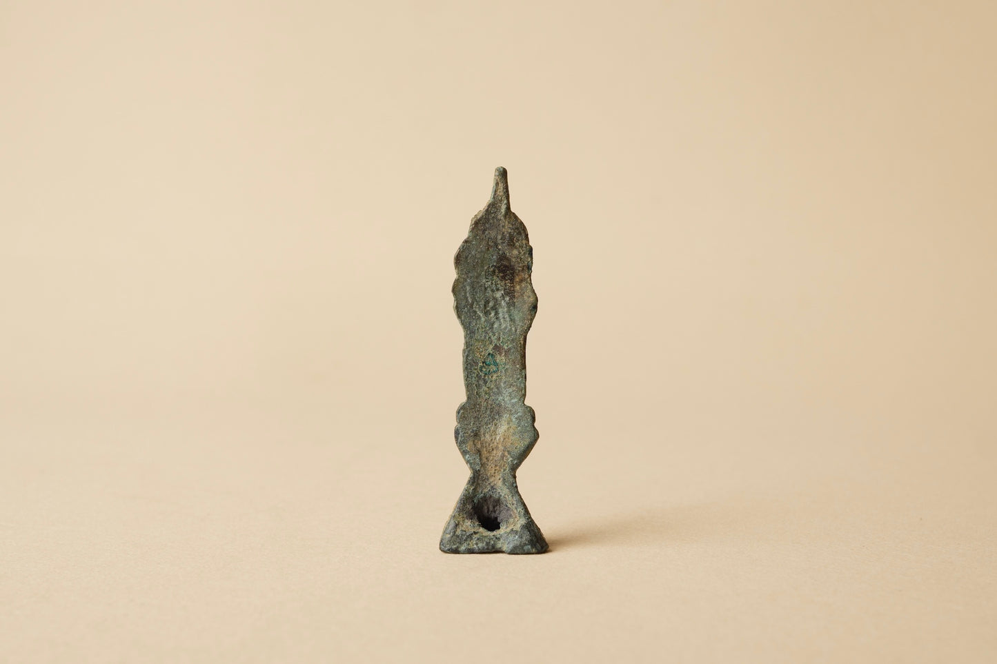 金銅仏坐像