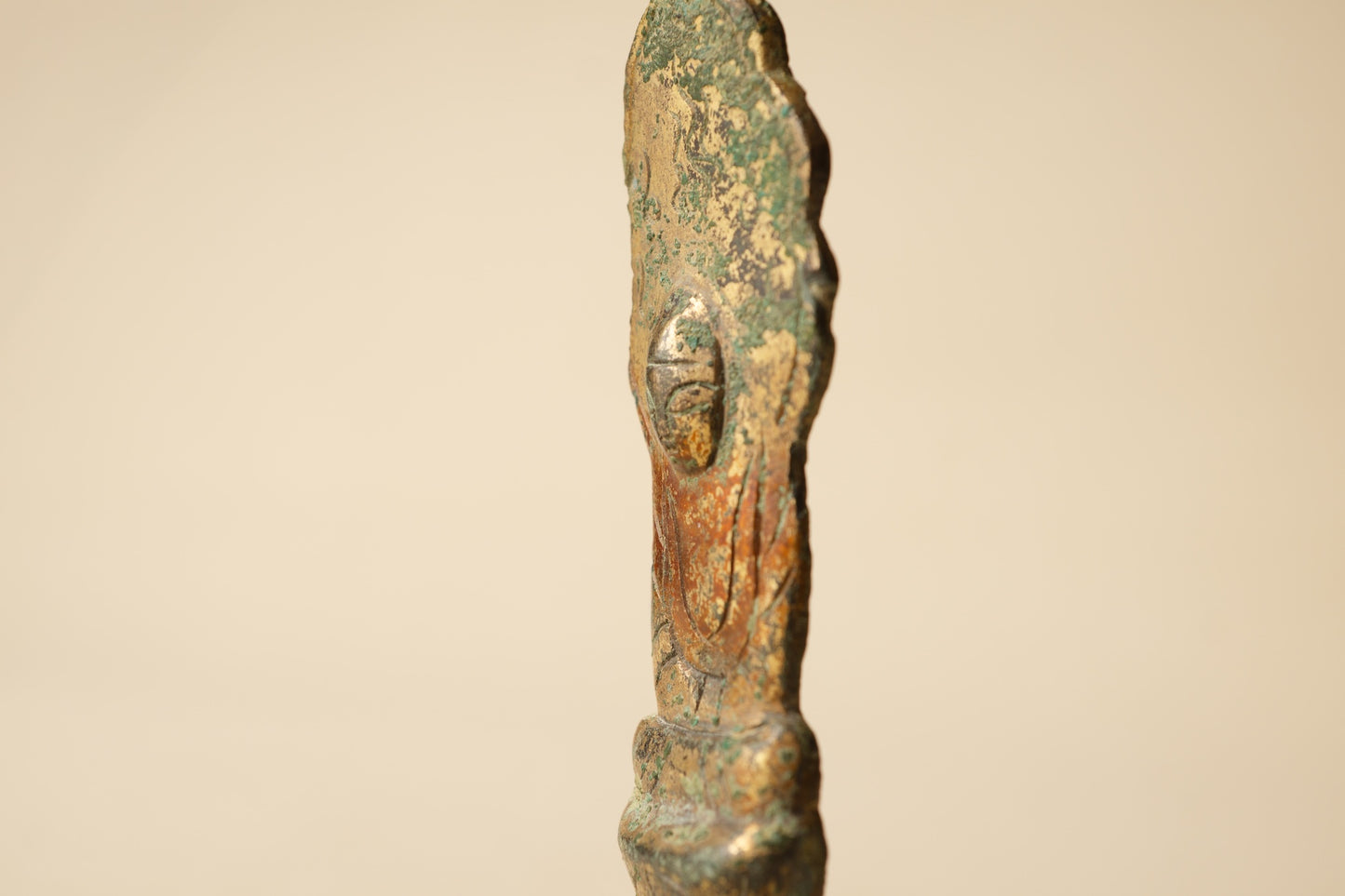 金銅仏坐像
