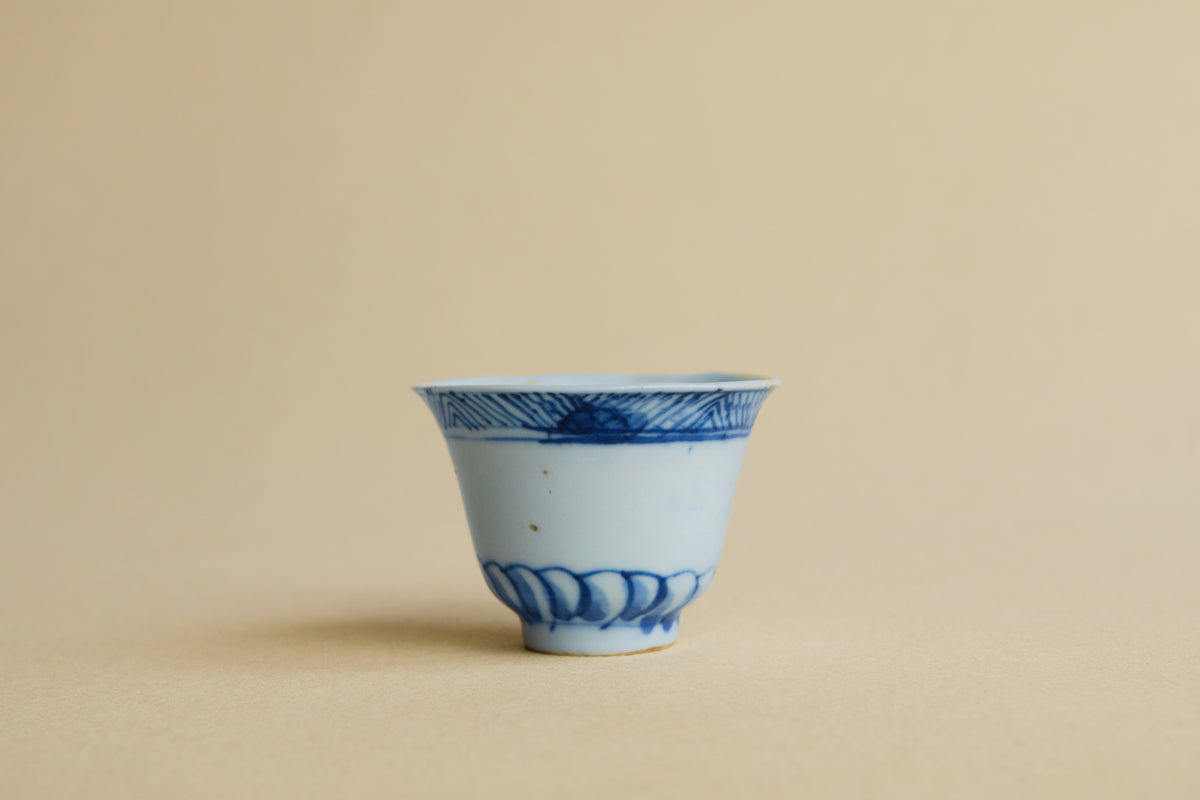 古染付 腰捻文煎茶碗