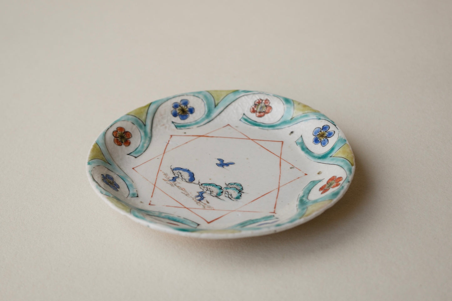 初期赤絵松梅鳥文皿